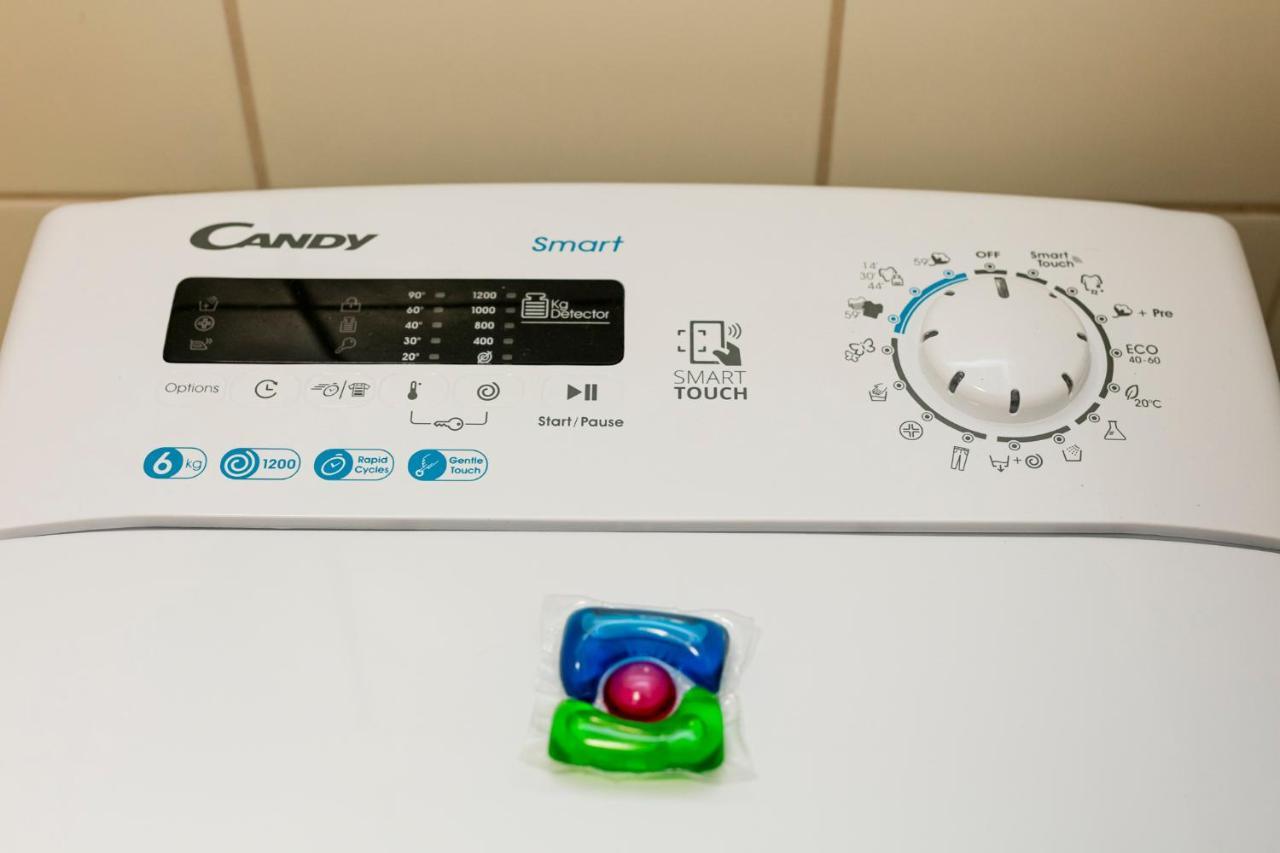 Chmielna - 250M Od Zlotych Tarasow, 350M Od Dworca Centralnego - Wifi - Smart Tv 55 Cali - Better Rental 华沙 外观 照片