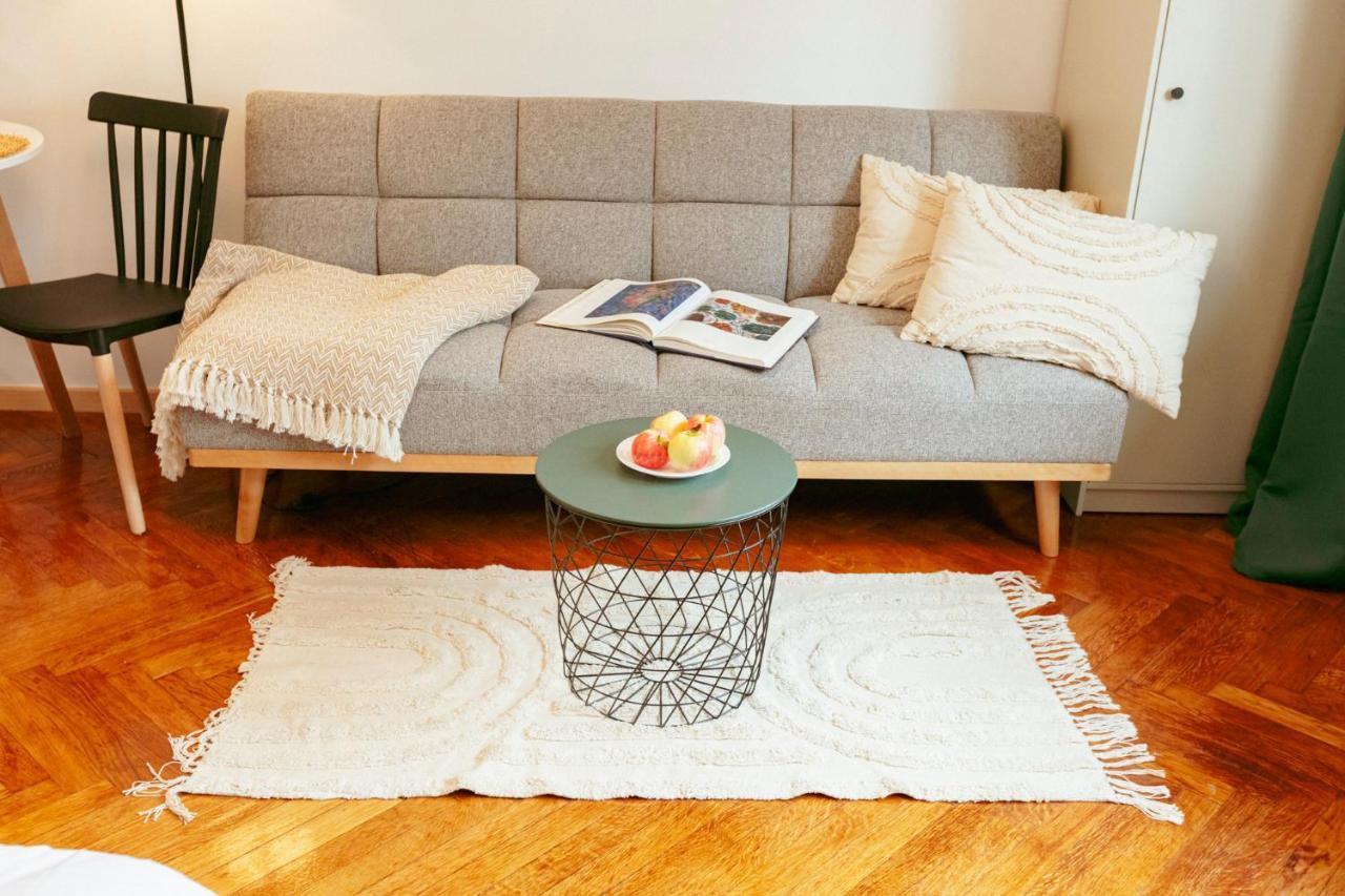 Chmielna - 250M Od Zlotych Tarasow, 350M Od Dworca Centralnego - Wifi - Smart Tv 55 Cali - Better Rental 华沙 外观 照片